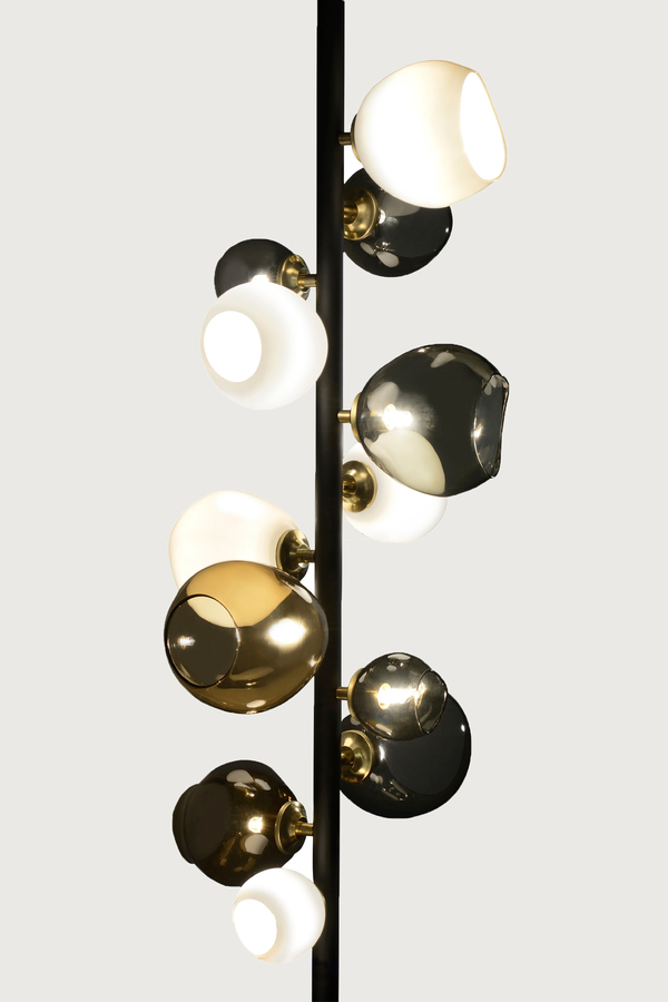 Blooming Post Lamp by AM Studio